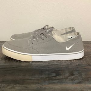 Nike SB sneakers